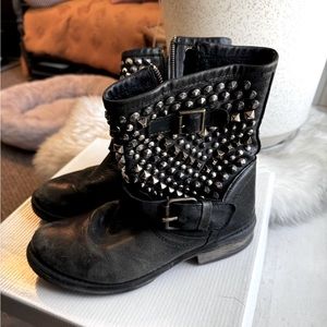 Steve Madden studded boots